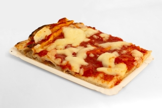 PIZZA SOCIAL CLUB: Margherita pizza